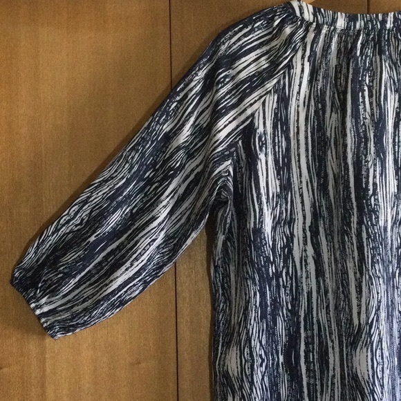 Milano Ripple Print Blouse - Picture 3 of 6